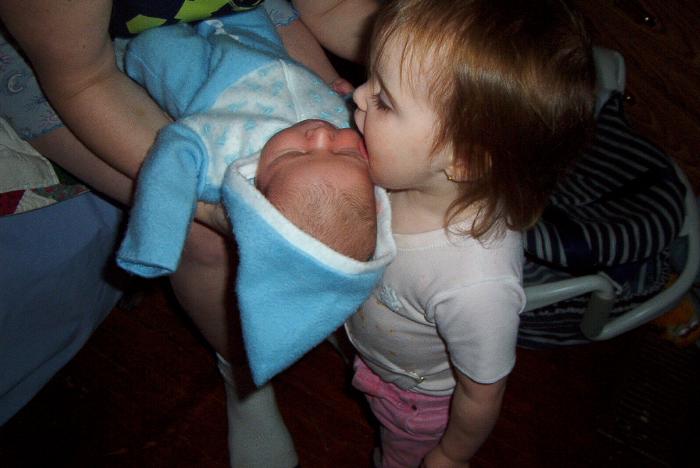 '...baby give kisses...'